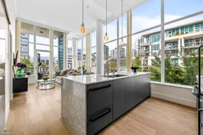 Luxury Waterfront 2BR| Harbor View| Pool| Hot Tub - Image 5