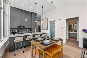 Luxury Waterfront 2BR| Harbor View| Pool| Hot Tub - Image 2