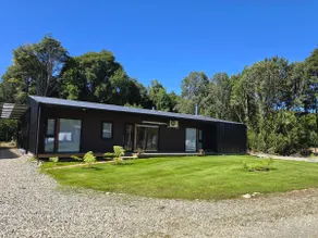 Country apartment and terrace - Image 3