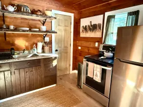 Bear on the Ranch Suite-Lake View-Near Lake George - Image 5