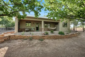 Casa Bonita in the heart of Corrales - Image 2