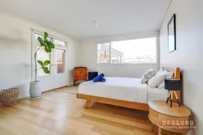 The Beach House Apartment - Image 2