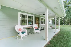 Lookout Mtn Retreat • Fire Pit • 1-Acre Level Lawn - Image 2