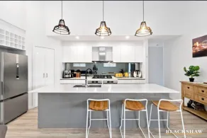 Sunshine House - Image 4