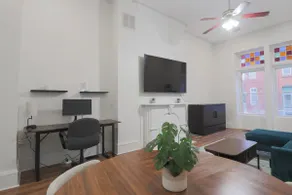 Secure, Entire Apt, 18-ft Ceilings, Workspace - Image 3
