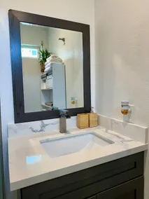 Cozy Apartment • Weekly Stays - Image 3