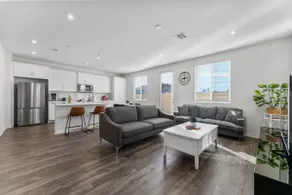 Modern Comfort 3BR Near Fw15 - Image 4