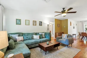 Walnut Street Retreat *Fenced Backyard*3 King Beds - Image 2