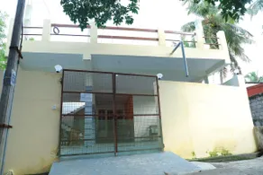 Taj Villa | Spacious 3BHK | White Town & Promenade - Image 3