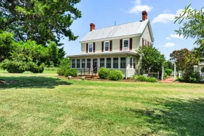 Farmasea: Historic waterfront farmhouse getaway! - Image 2
