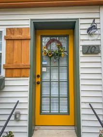 The Hutch on Hardesty - Image 3
