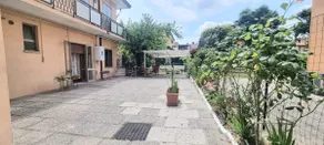 House with Garden near the Center and University - Image 4