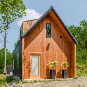 Modern Cabin on Crie Hill - Image 2