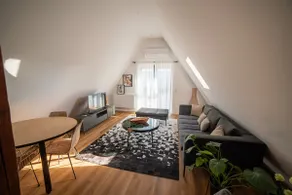Penthouse Diamond Suite - Image 2