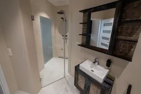 Goa Black Suite with city view - Image 5
