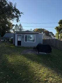 Sunnylane Beach Cottage - Image 2