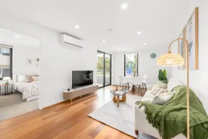 Central Turner 2BR w Gym, Parking, Close to ANU - Image 3