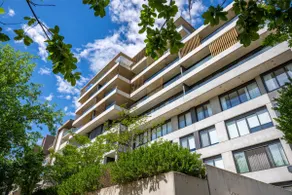 Central Turner 2BR w Gym, Parking, Close to ANU - Image 5