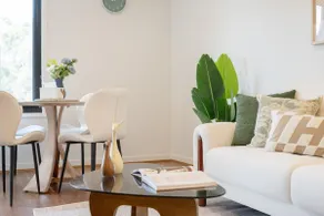 Central Turner 2BR w Gym, Parking, Close to ANU - Image 2