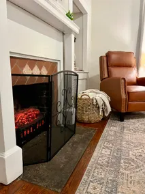 Backstage Bungalow, Sleeps 7, 5 beds, Pet friendly - Image 3