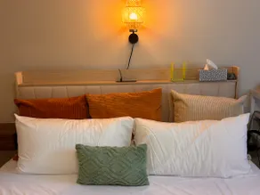 Cozy Condo | Steps from Martha Lake! - Image 4