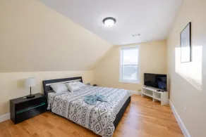 Boston 4BR Escape w/Parking| Downtown Access 233/3 - Image 3
