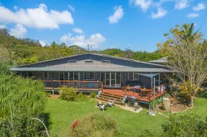 Blackwoods Rd Retreat - Image 3