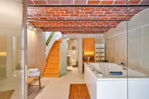 Private Spa Suite near Paris - Image 5