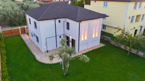 Villa Nicea - Modern Villa with Pool in the Center - Image 2
