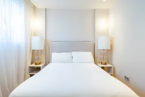 New Luxury House Madrid 4 Bd 4 Bth - Image 3