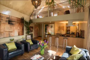Kazbar Apartment – Luxe Oxford Stay - Image 3