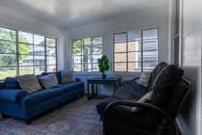 Cozy and Comfortable 5BR Near University of Akron - Image 5