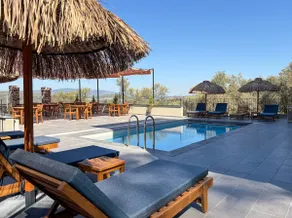 Suite with Jacuzzi and Garden in Nature in Kirazlı Village - Image 2