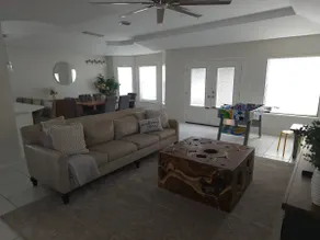 Relaxing Getaway Home - Image 2