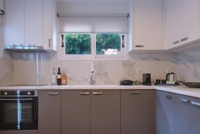 o·livia 42 - Image 3