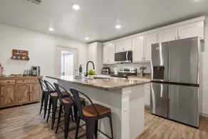 88 Urban Nook|3BR| Sleeps 6| Pet+Fenced Yard - Image 2