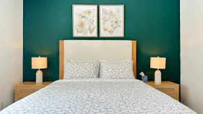Entirely Remodeled Townhouse – Excellent Location - Image 4