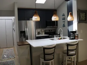 Beautifully Remodeled Lake Condo near Bloomington - Image 3