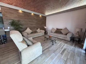 House with Pool and Terrace in Lagos de Moreno - Image 3