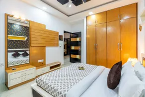 Homlee-Luxury Inn 3BHK-East DEL - Image 4