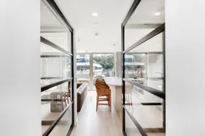 The Wharf Retreat - Image 5