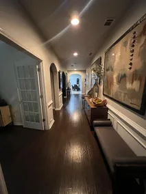 Lakefront Luxury - Image 3