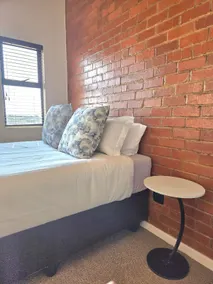Cozy Hatfield Condo - Image 4
