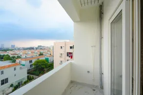 Skyla Luxurio Service Apartments - Image 4