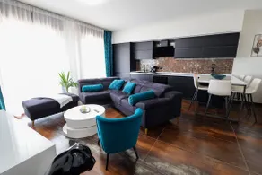 Blu Petrolio Stay-Karabas Apartments-parcheggio - Image 3