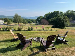 The Lookoff Lodge: Birches - Image 3
