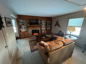 The Lookoff Lodge: Birches - Image 2