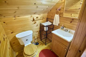 Sugar Shack Cabin 2BR 4 bed - Image 5