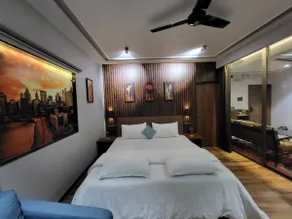 ShivPreet Stay | Luxury Room • Private Balcony - Image 4