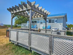 Salt & Sand Cottage with Hot Tub & Sauna - Image 4